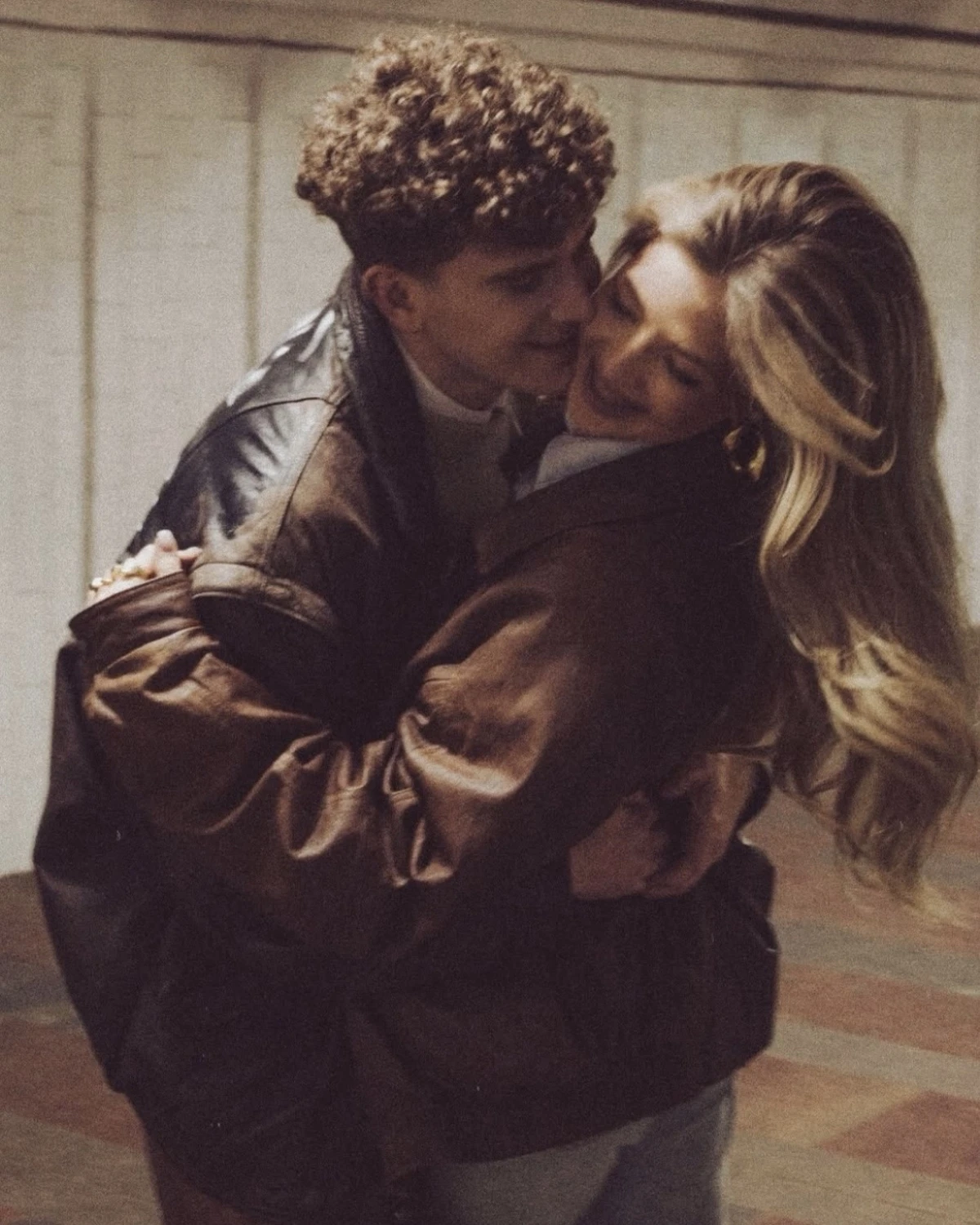 Аня Покров и Артур Бабич поженились